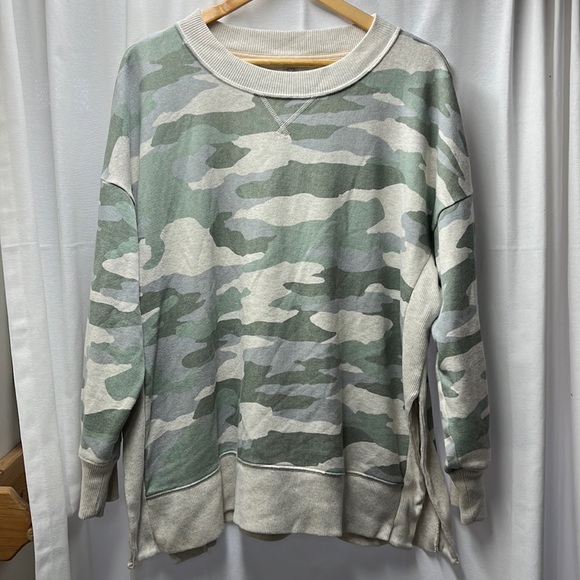 aerie Tops - Aerie Camo Cream Crewneck Side Slit Sweatshirt- L